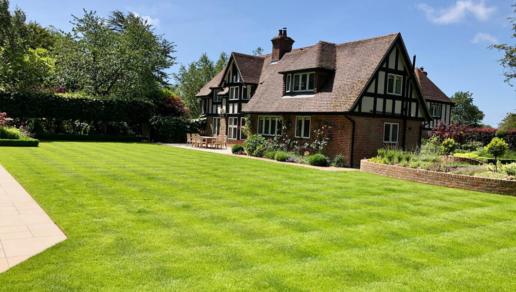 Garden design with large lawn